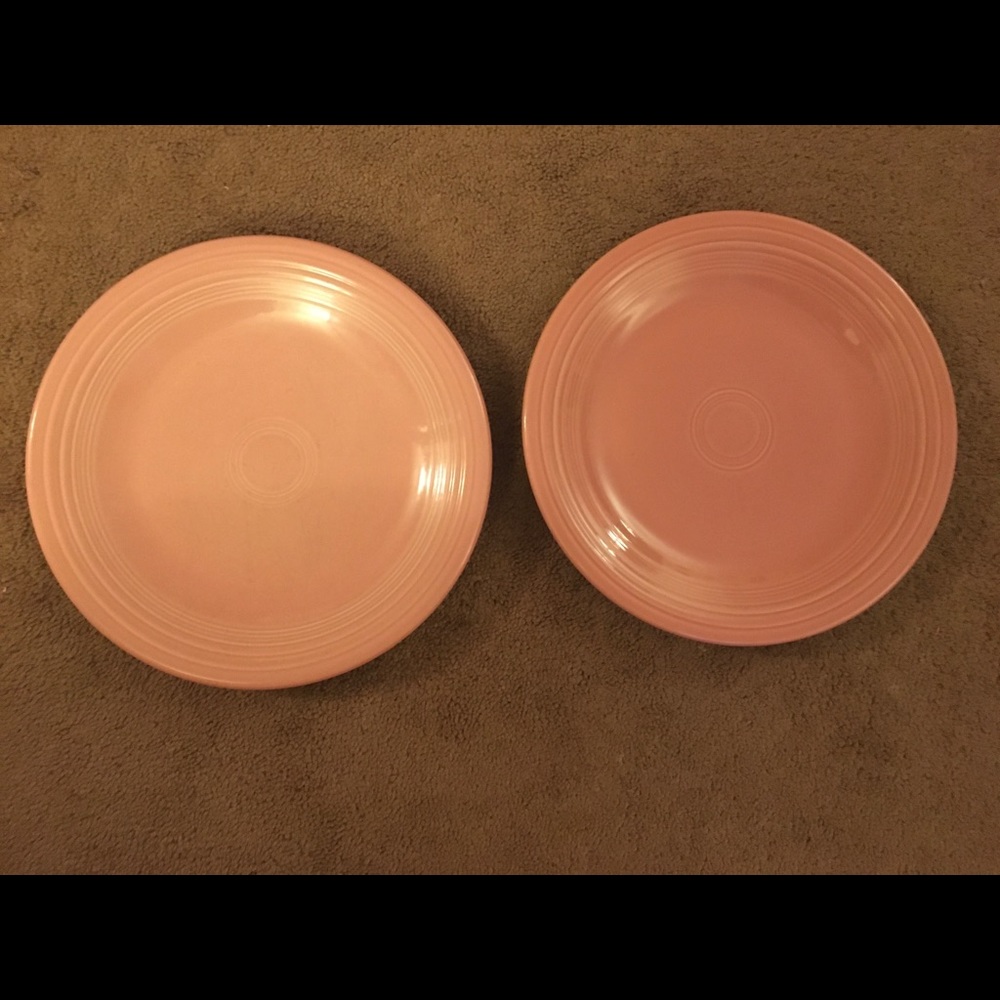 6 Rose pink Fiesta dinner plates